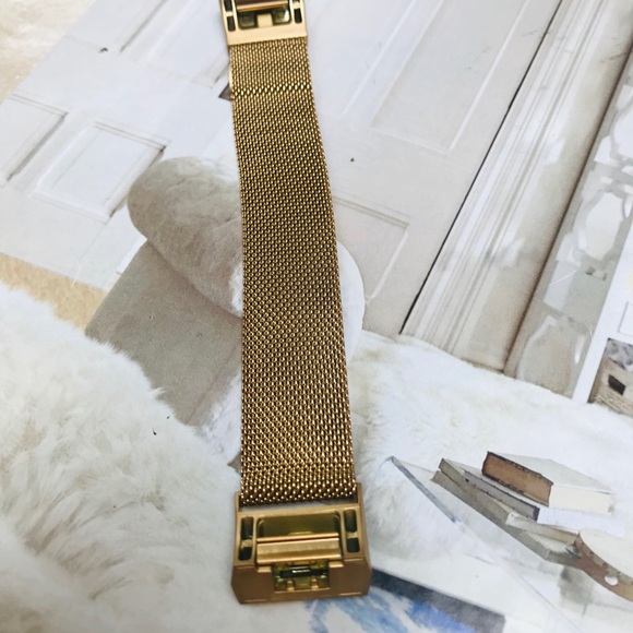 For Fitbit Charge 2 Gold Milanese  Loop Band - Picture 3 of 8